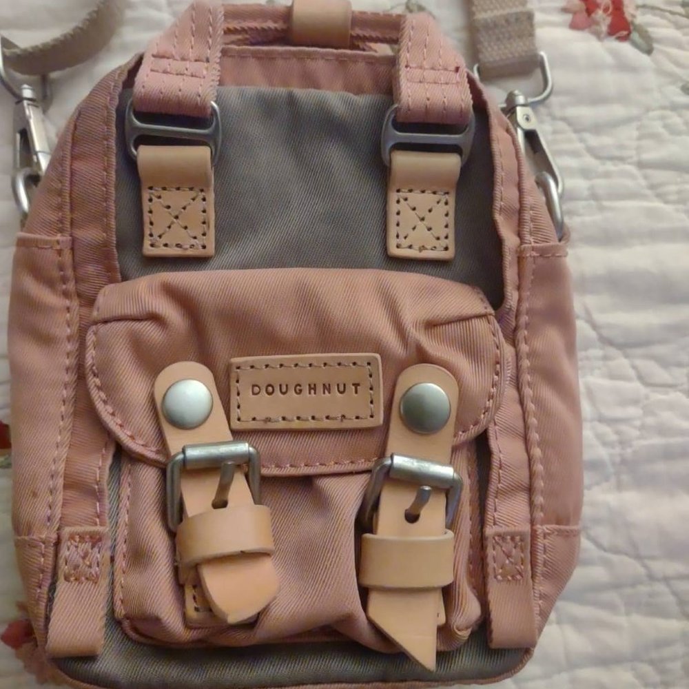 Doughnut Tiny Crossbody